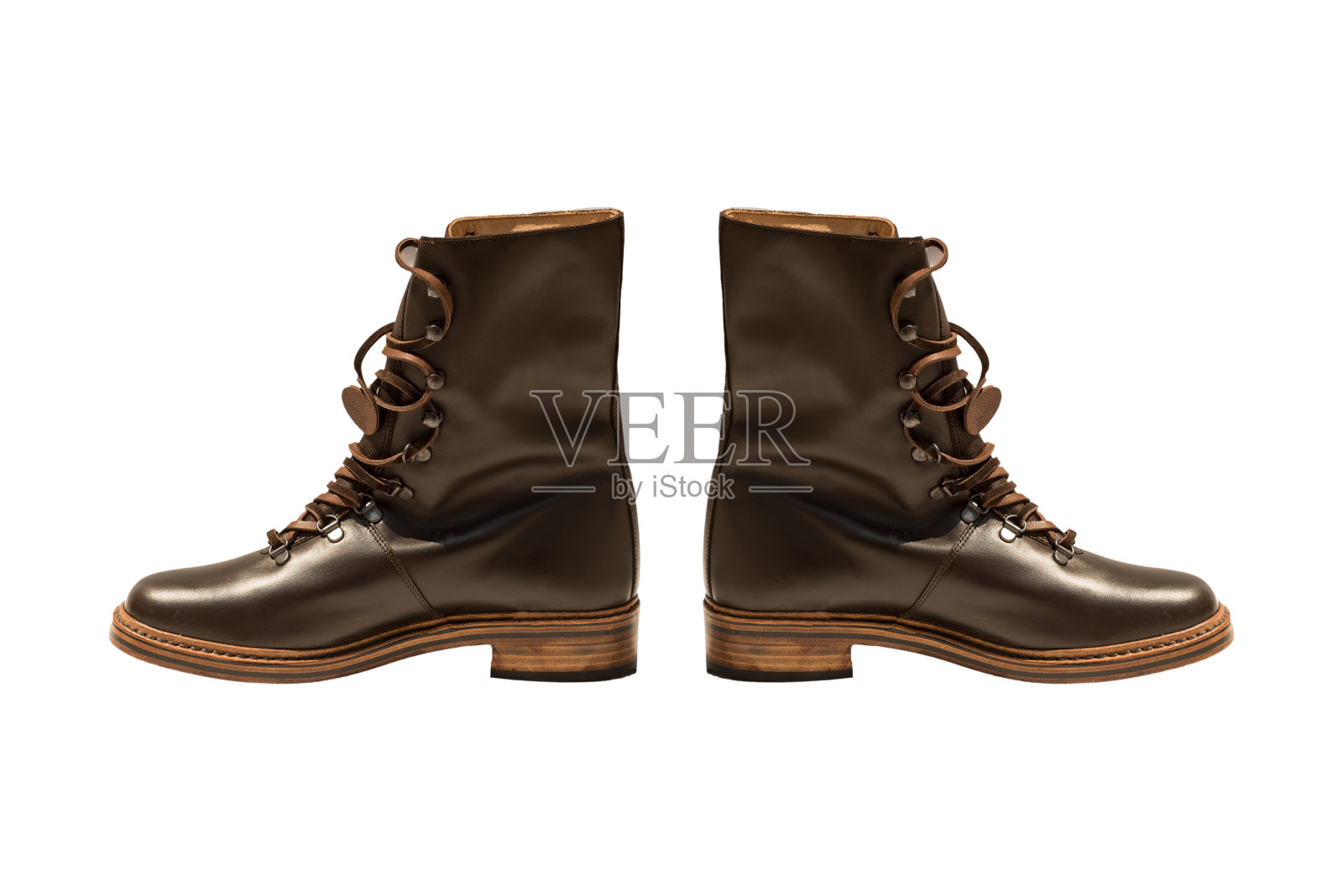 棕色皮革军用型靴子照片摄影图片