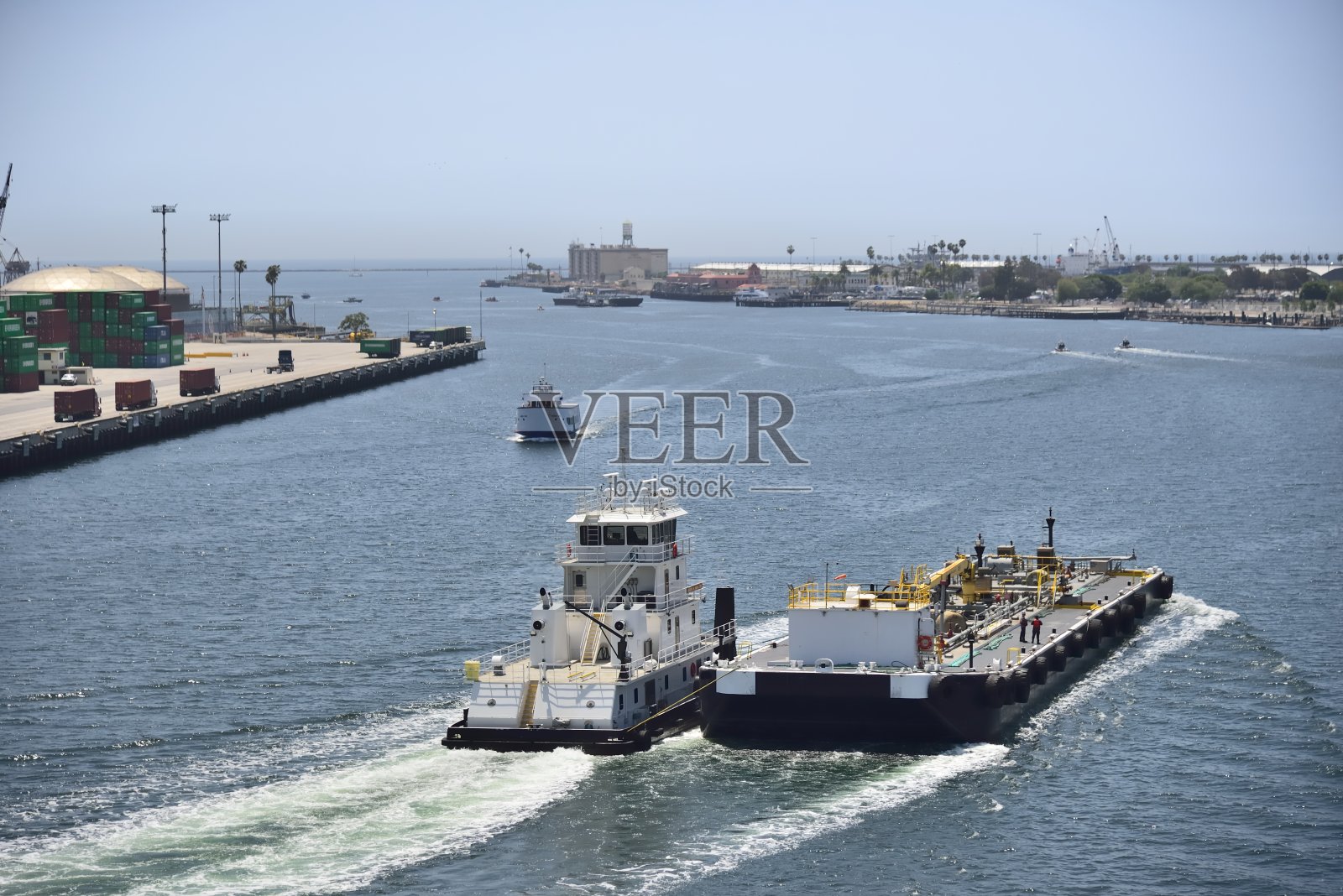 终端岛驳船运输- III照片摄影图片