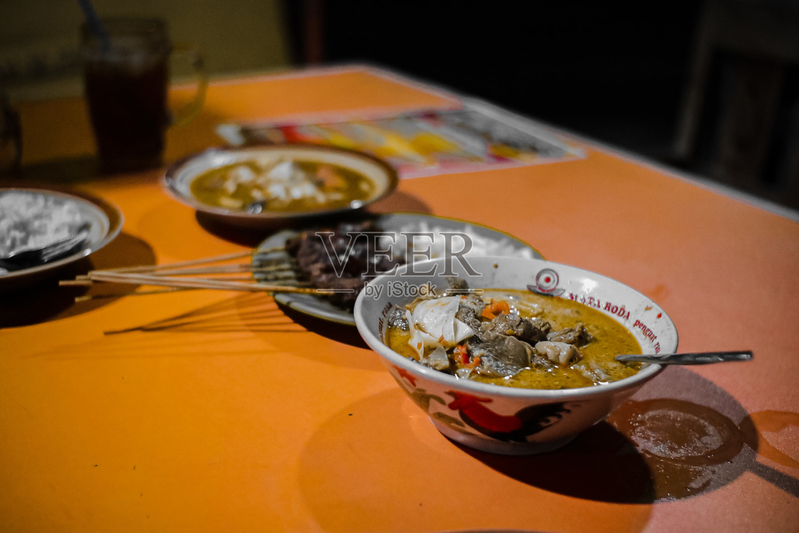 印尼咖喱牛肉照片摄影图片