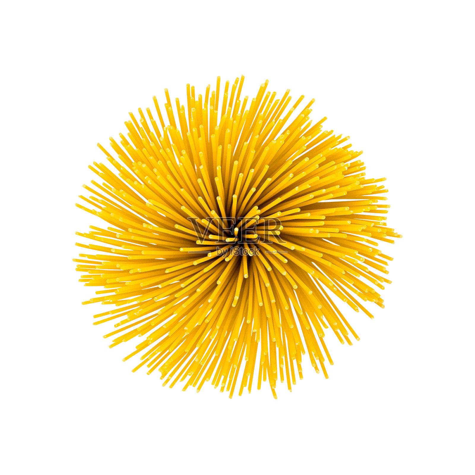 生鸡蛋或小麦黄色意大利面顶部视图孤立在白色。的概念。绒球照片摄影图片