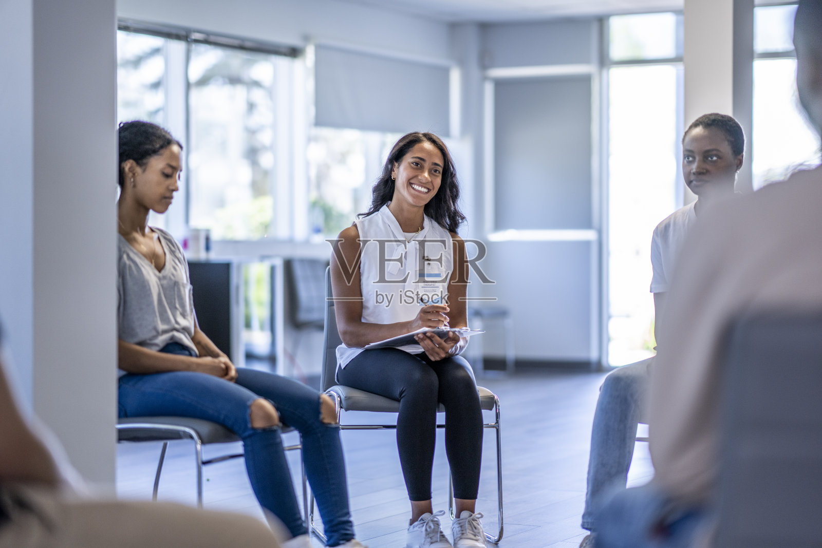 团体心理治疗照片摄影图片