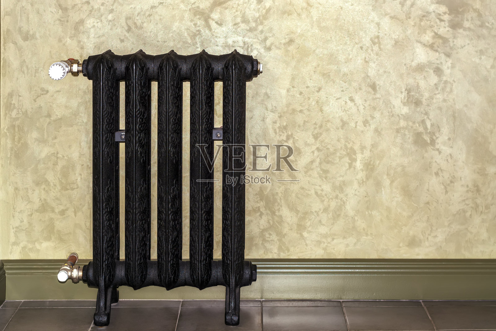 采暖散热器。照片摄影图片