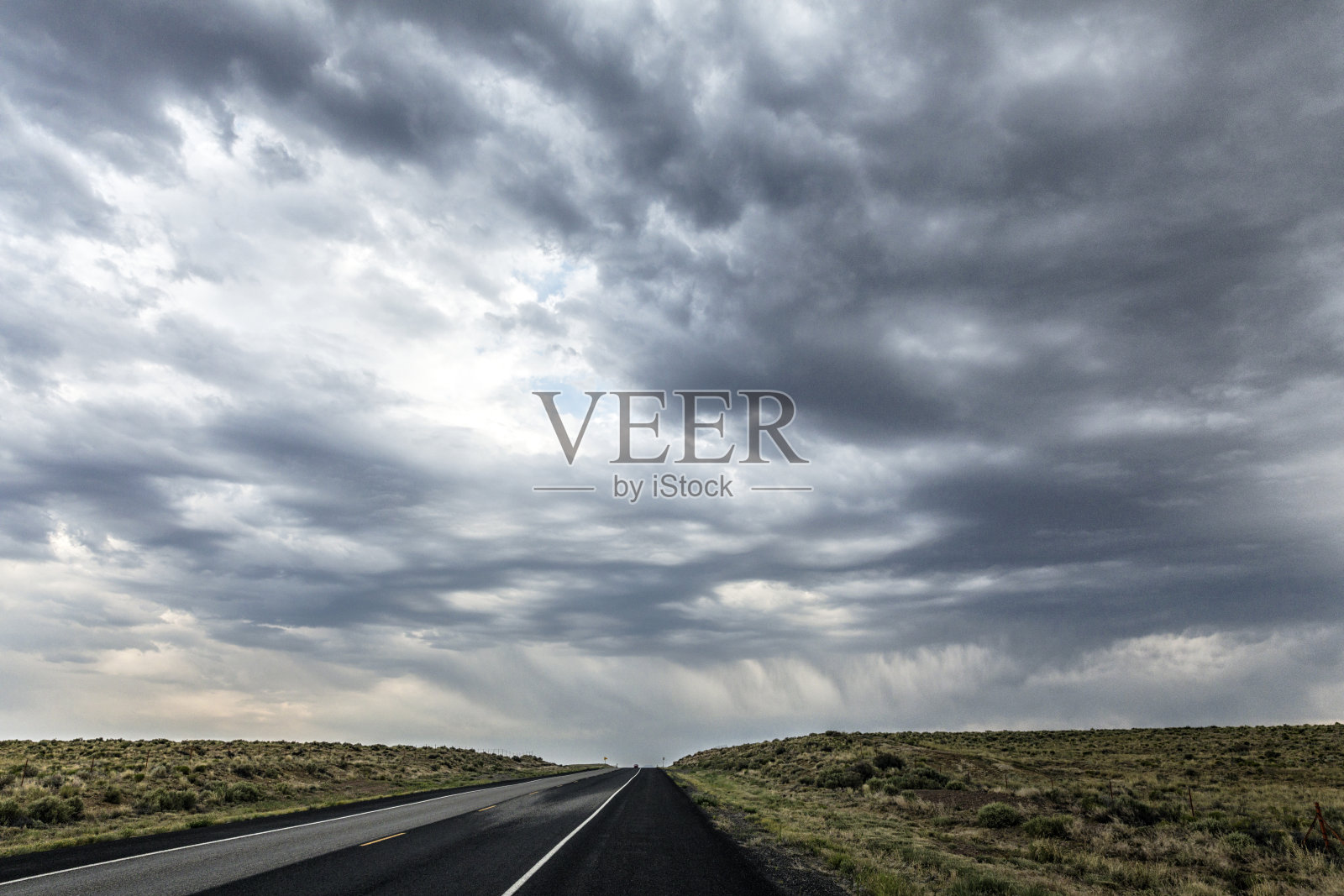 怀俄明夏日风暴云景照片摄影图片