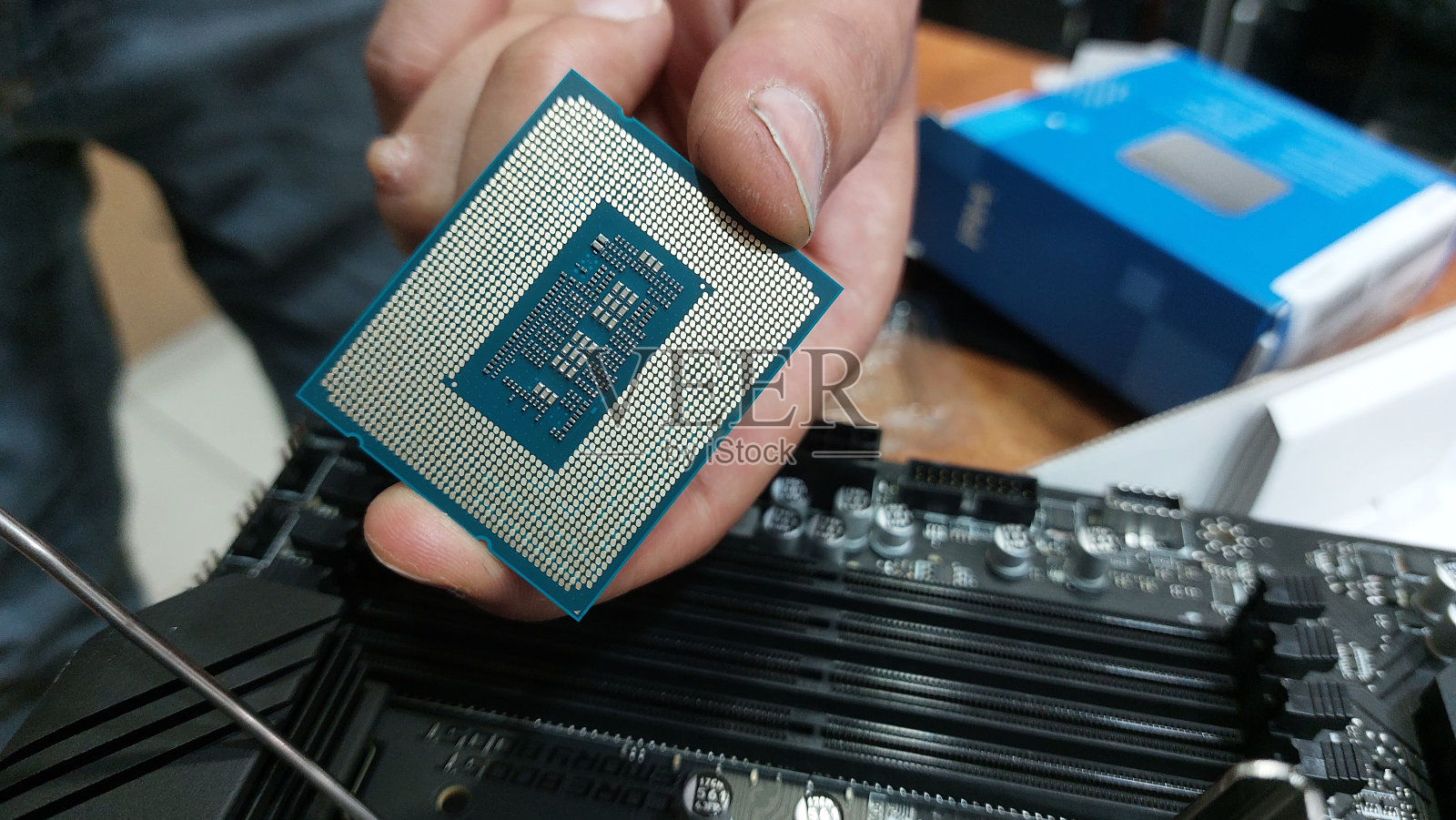 台式电脑处理器，新一代CPU特写照片摄影图片