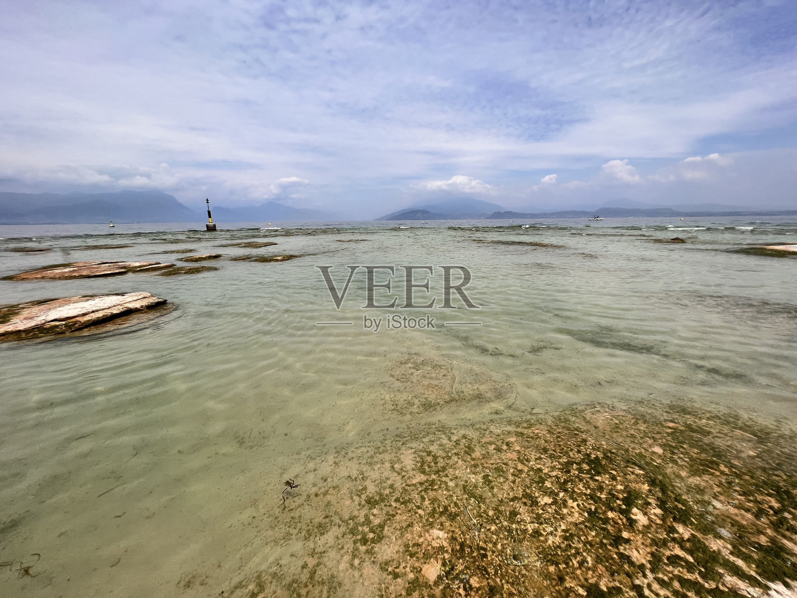 意大利伦巴第加尔达Sirmione湖-牙买加海滩海滩照片摄影图片