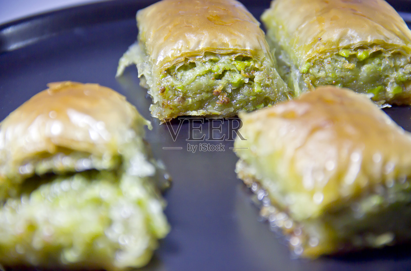 土耳其甜点：果仁蜜饼照片摄影图片