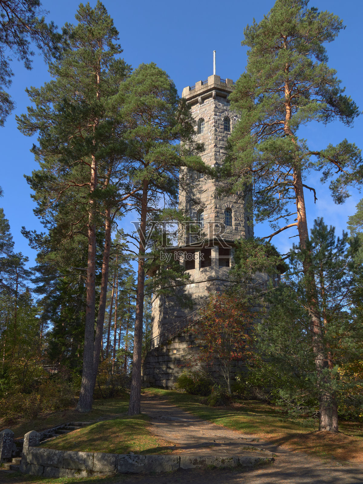 奥兰科自然保护区的奥兰科瞭望塔。照片摄影图片