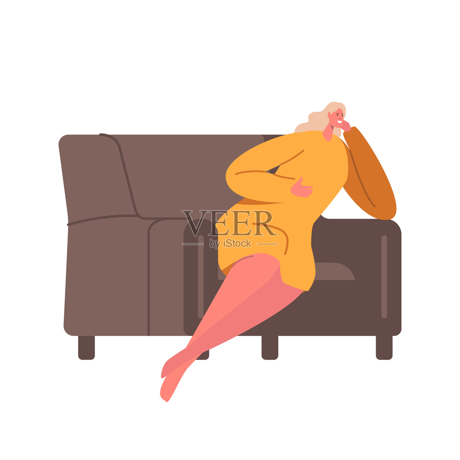 年轻女子坐在家里舒适的沙发上设计元素图片