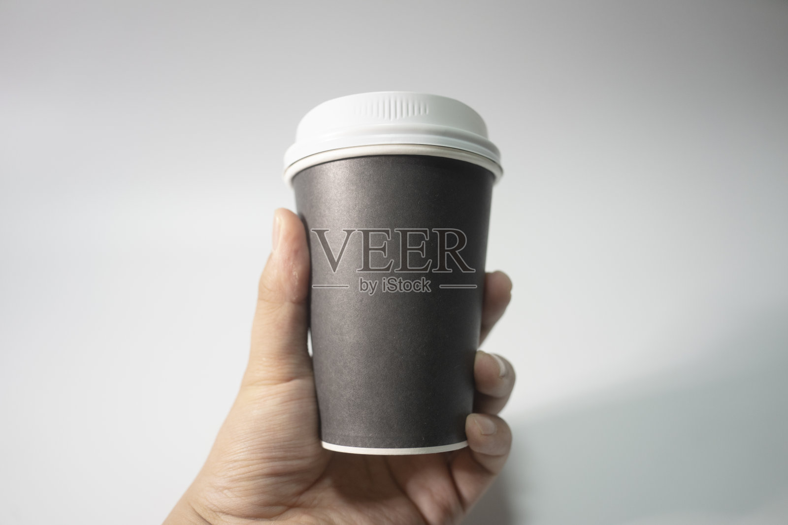 黑色咖啡纸杯(模型)照片摄影图片