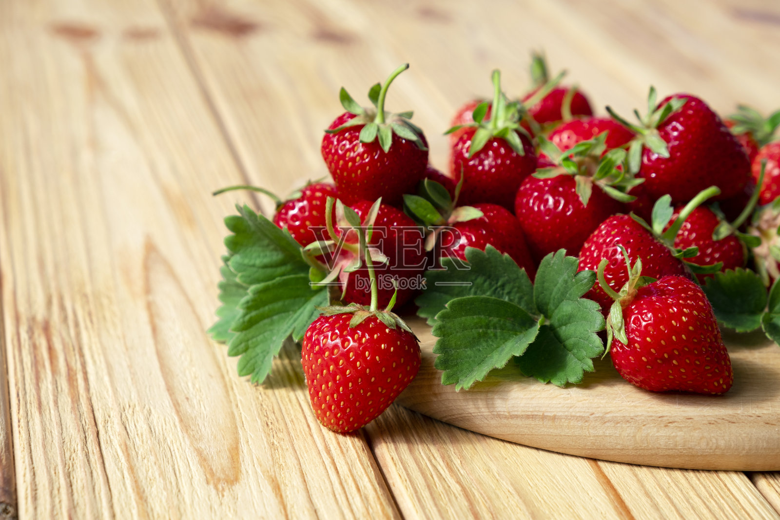 草莓照片摄影图片