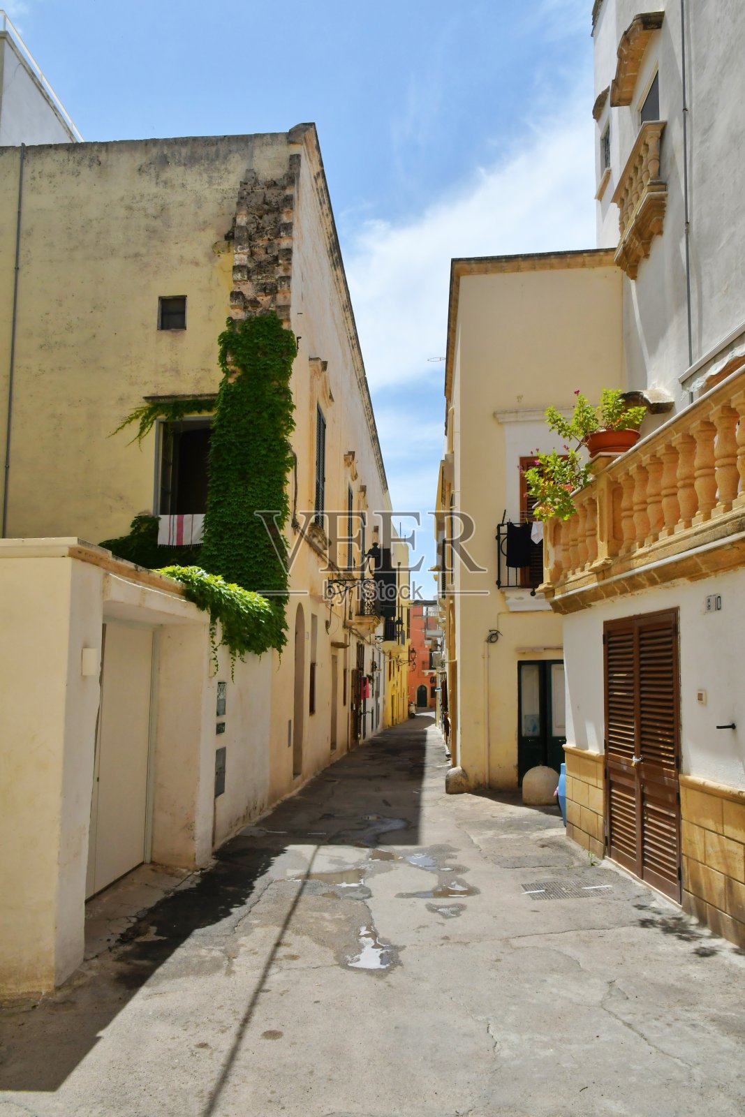 阿普利亚的加里波利。照片摄影图片