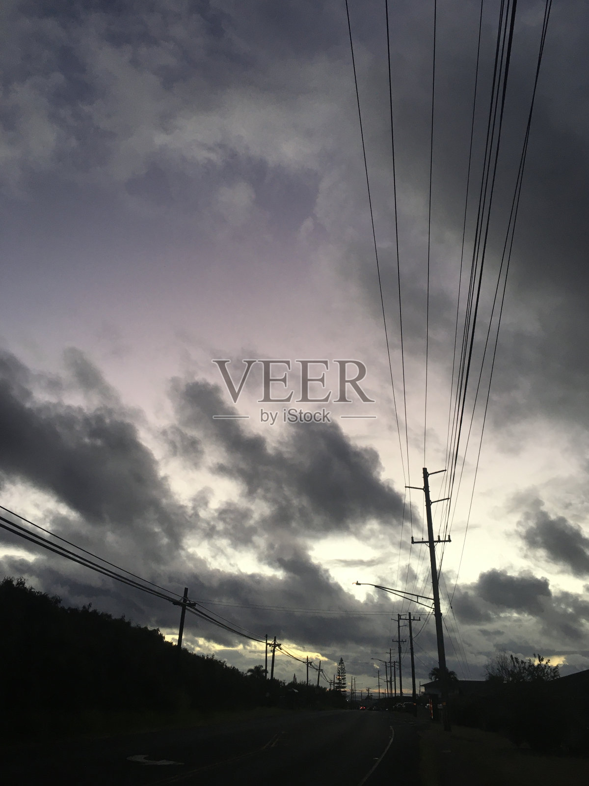 六月里休的黎明，夏威夷考艾岛。照片摄影图片