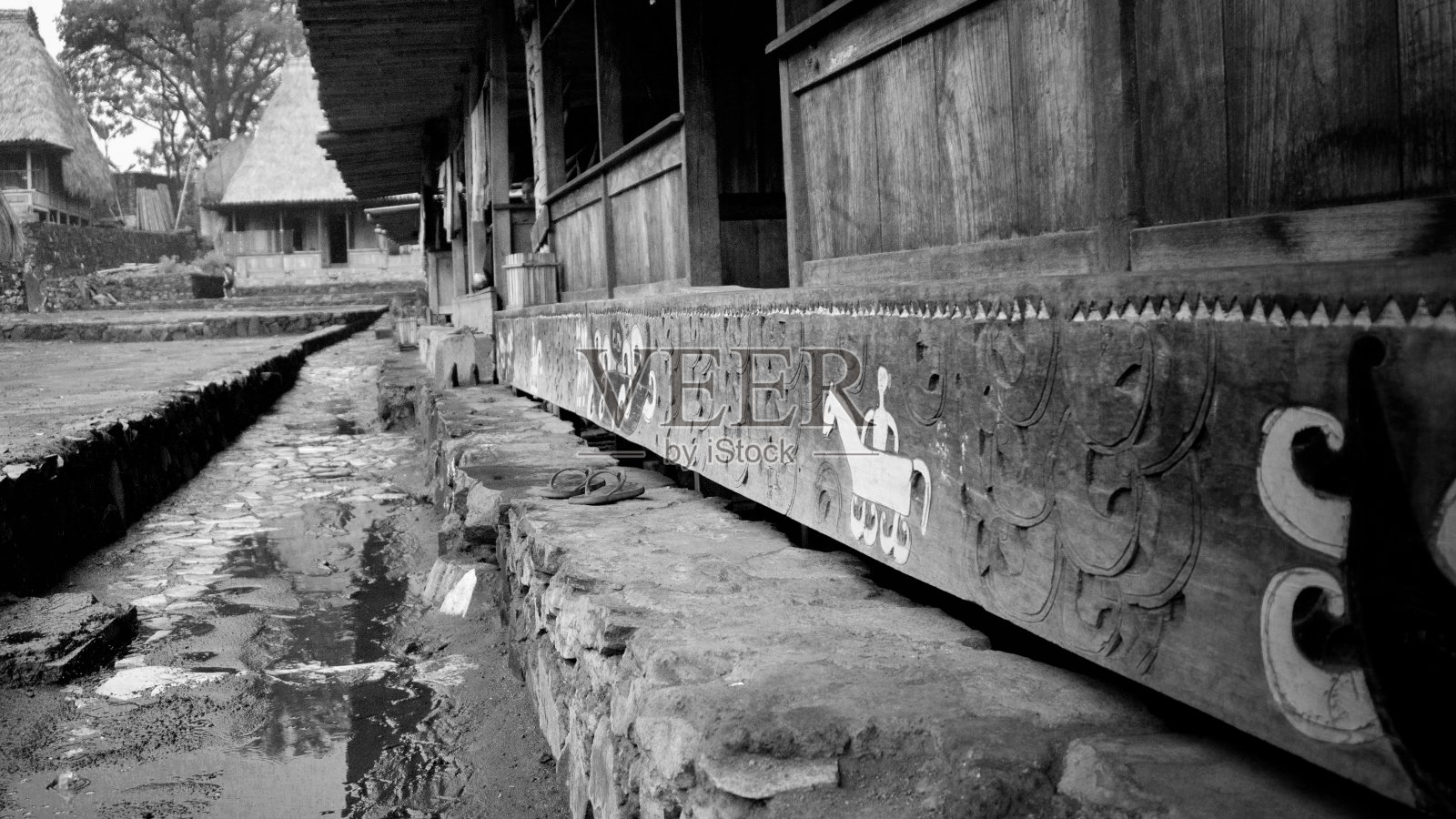 巴加瓦一座古色古香的乡村别墅的入口楼梯。照片摄影图片