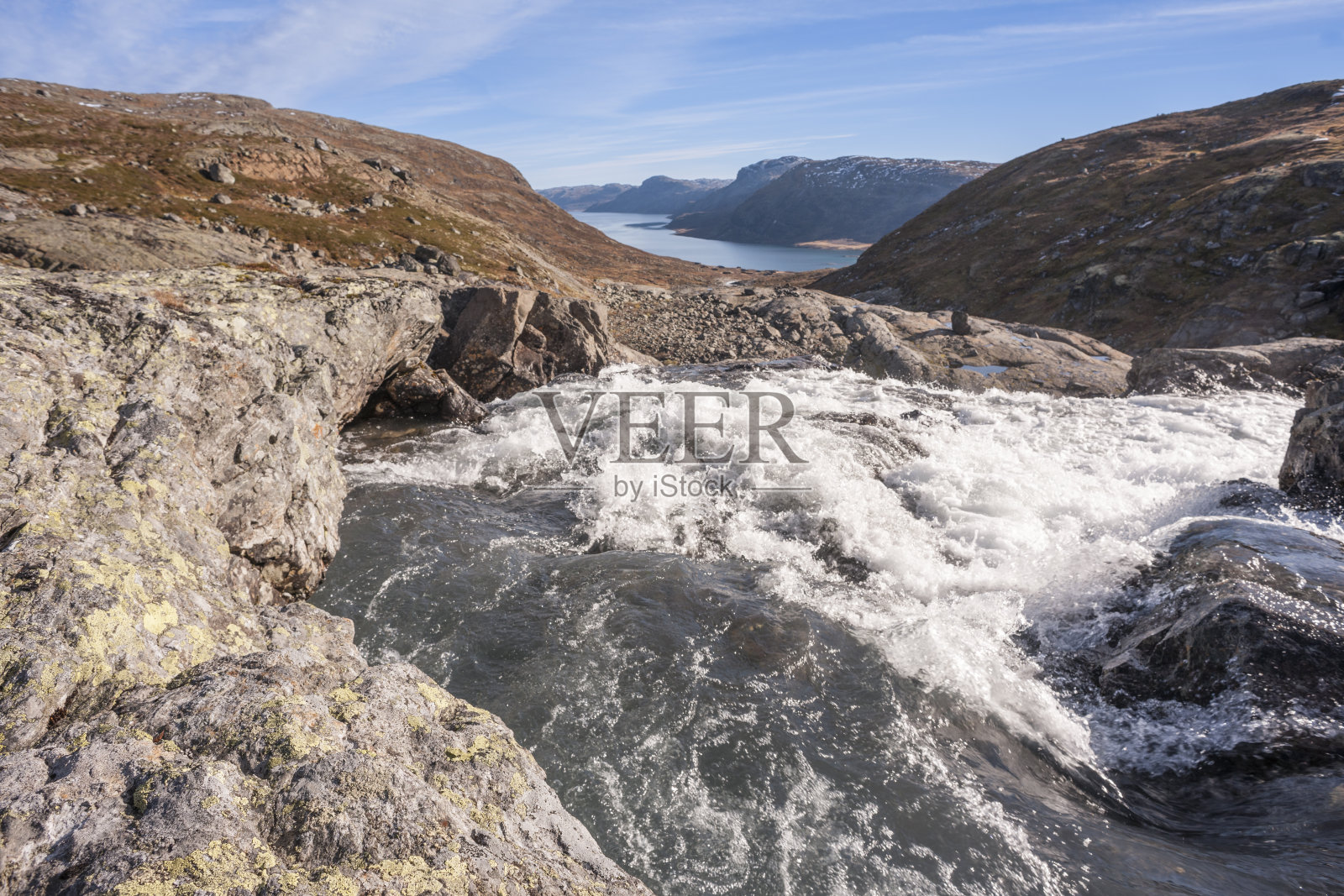 秋天的挪威巨屯海门国家公园照片摄影图片