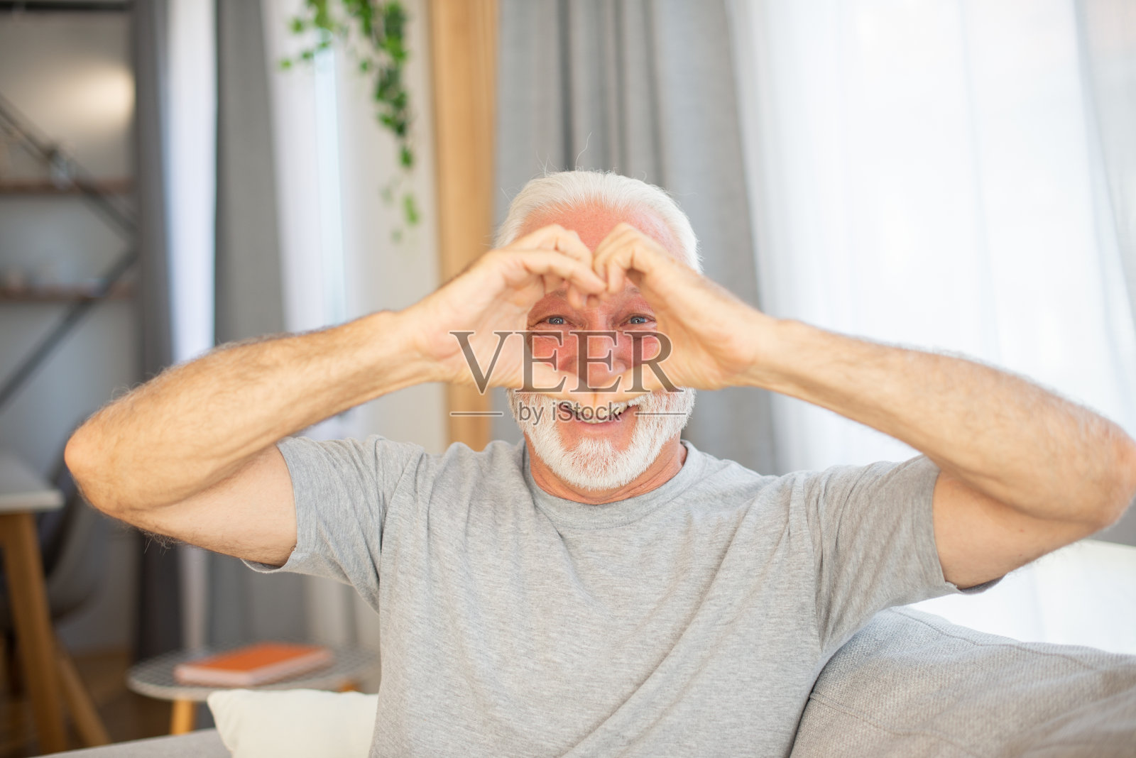 华丽男人的头像照片摄影图片