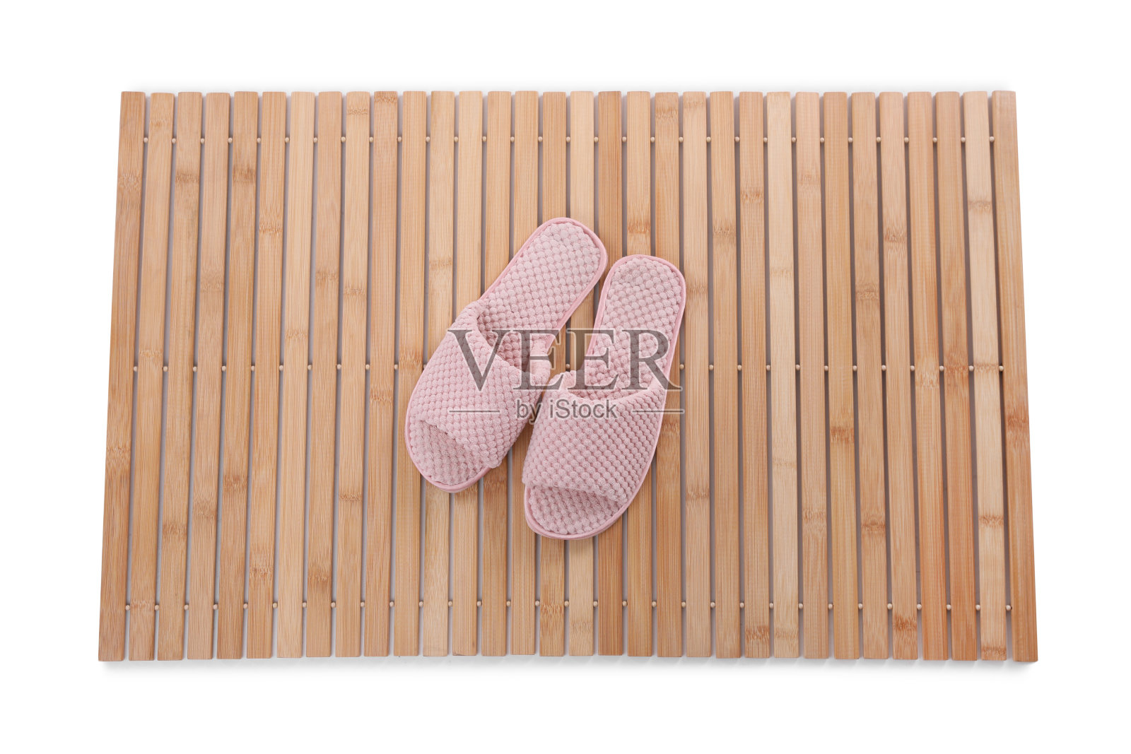 白色的竹地毯，俯视图。浴室配件照片摄影图片