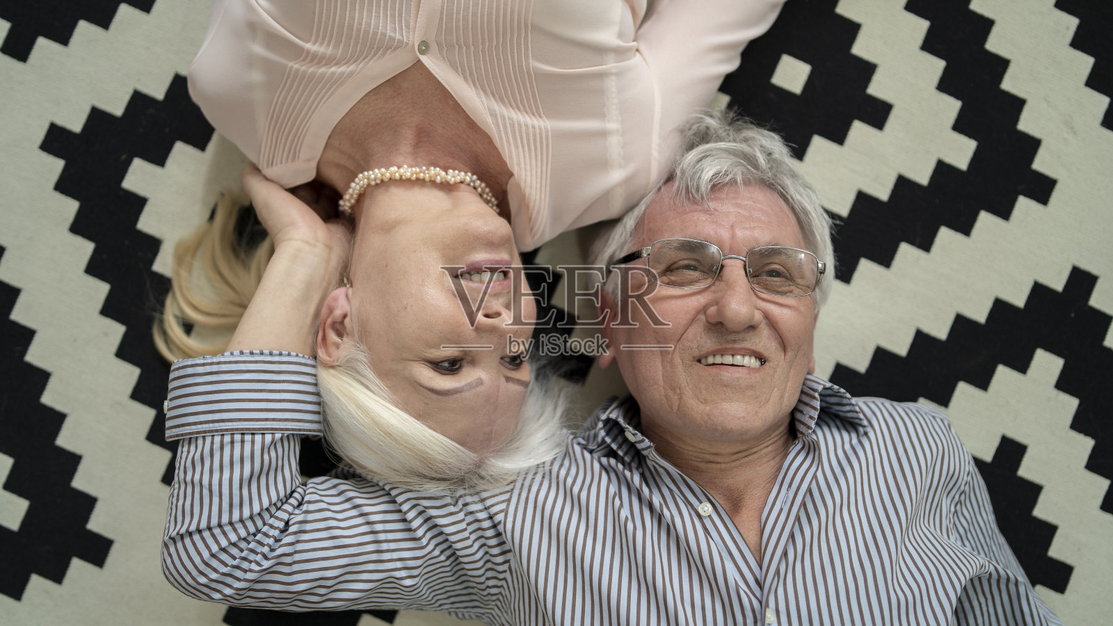 可爱的年长一些照片摄影图片