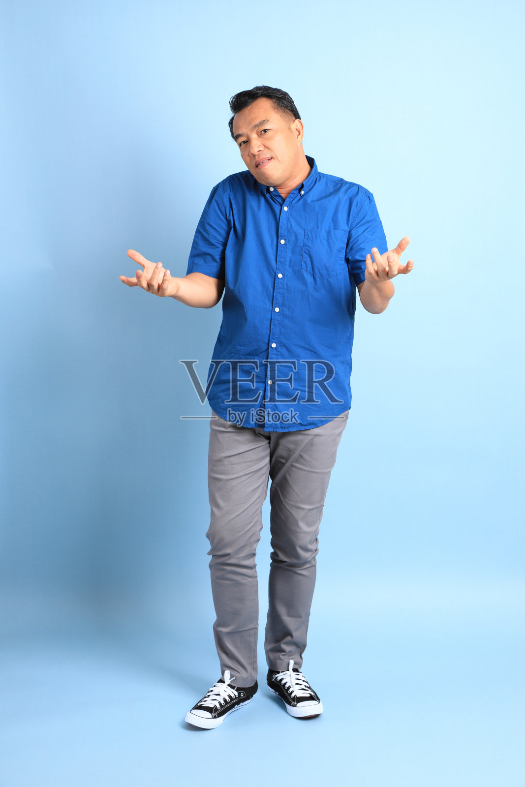 中年男人照片摄影图片