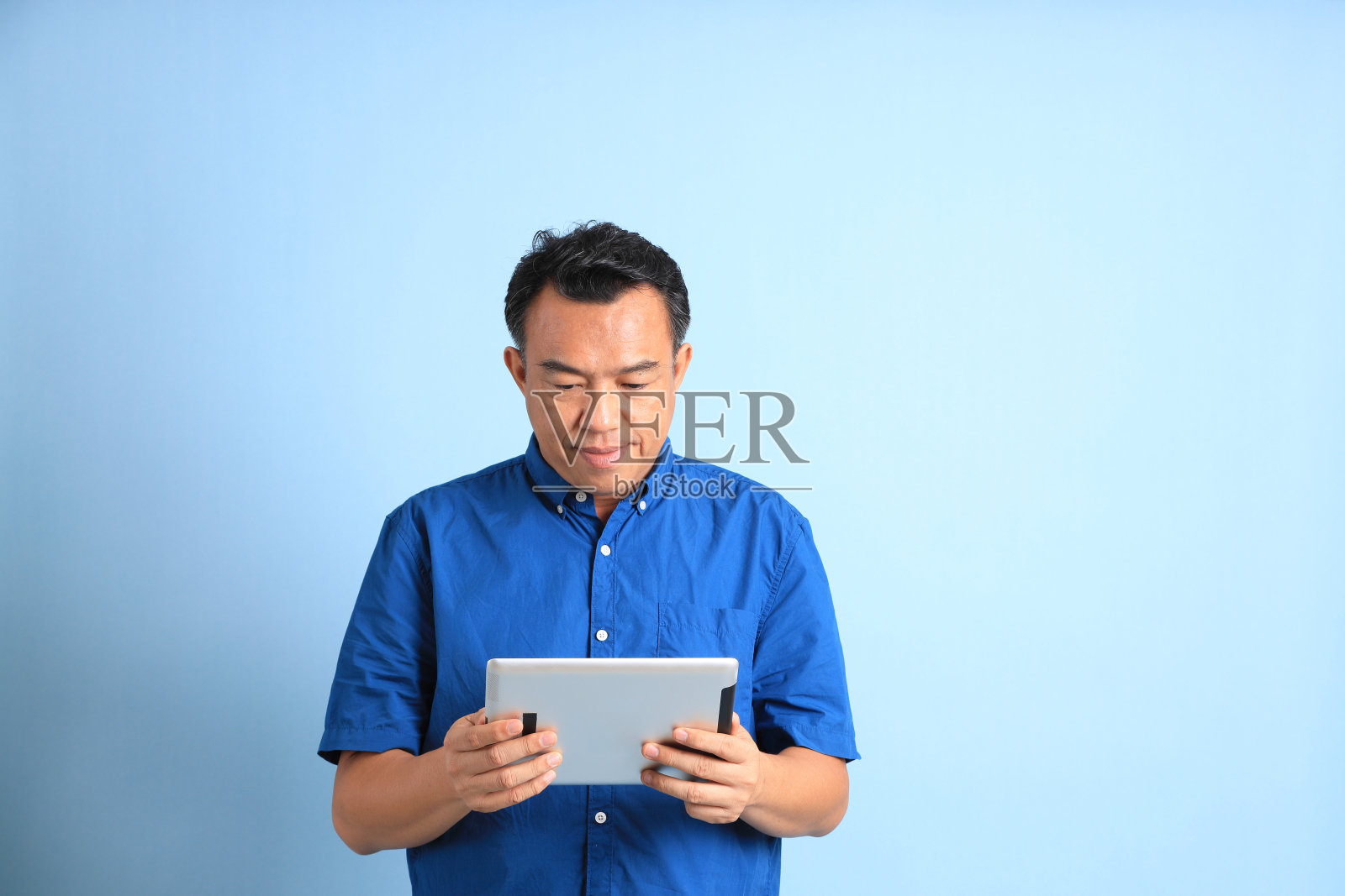 中年男人照片摄影图片