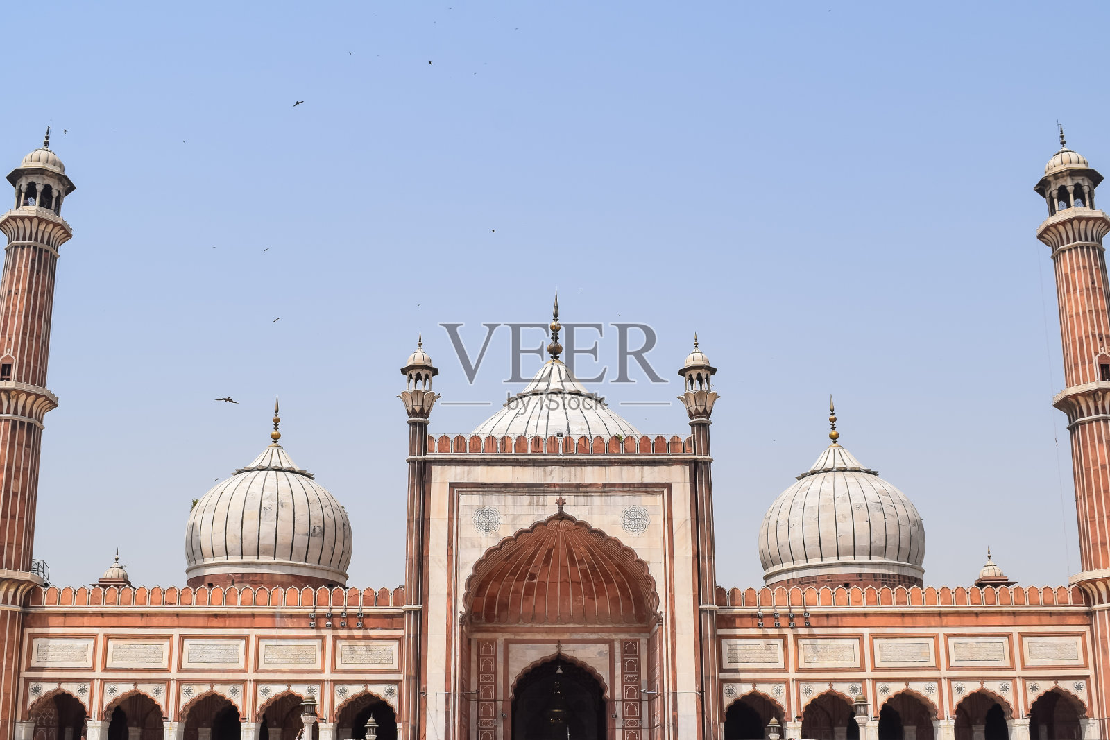 在拉姆赞季节，德里的大星期五清真寺(贾玛清真寺)的壮观建筑，印度最重要的清真寺，贾玛清真寺，德里老城，印度照片摄影图片