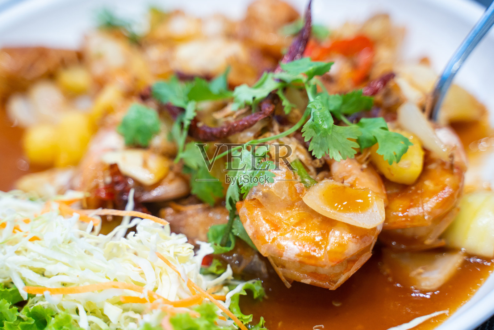 罗望子酱炒虾仁照片摄影图片