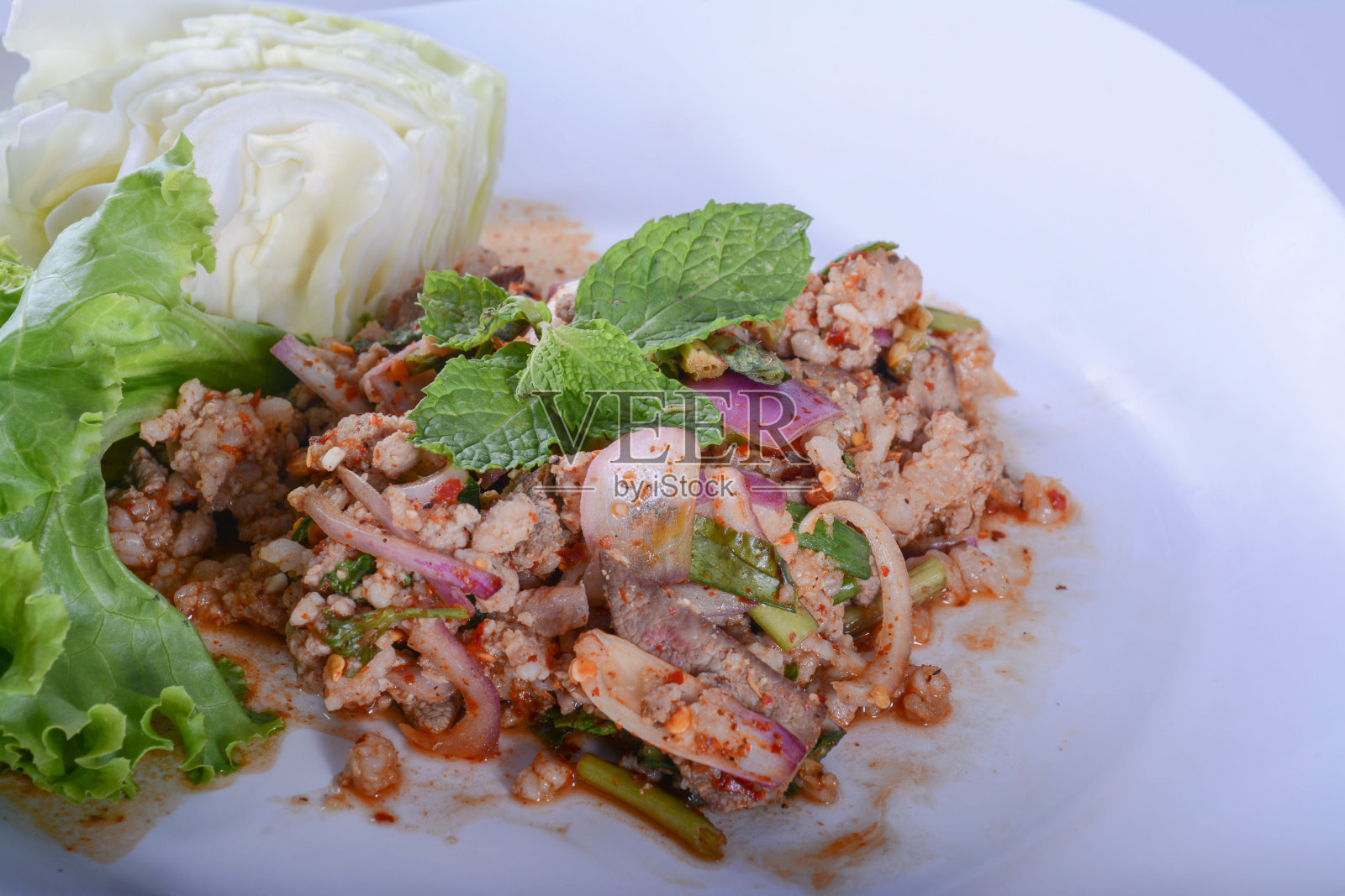 香辣肉末沙拉，香辣肉末，泰国菜照片摄影图片