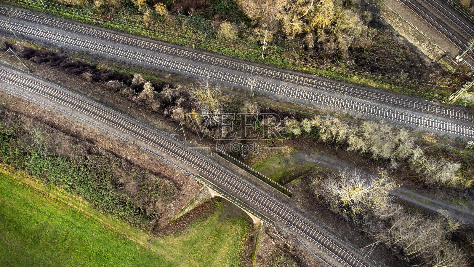 铁路枢纽和桥梁鸟瞰图照片摄影图片