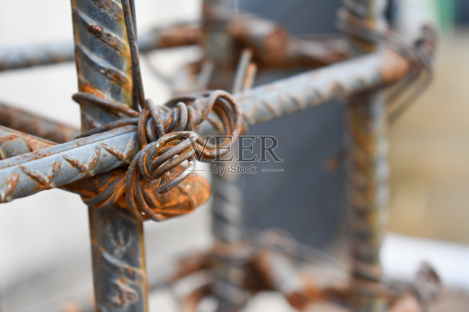 生锈的钢材和钢丝照片摄影图片