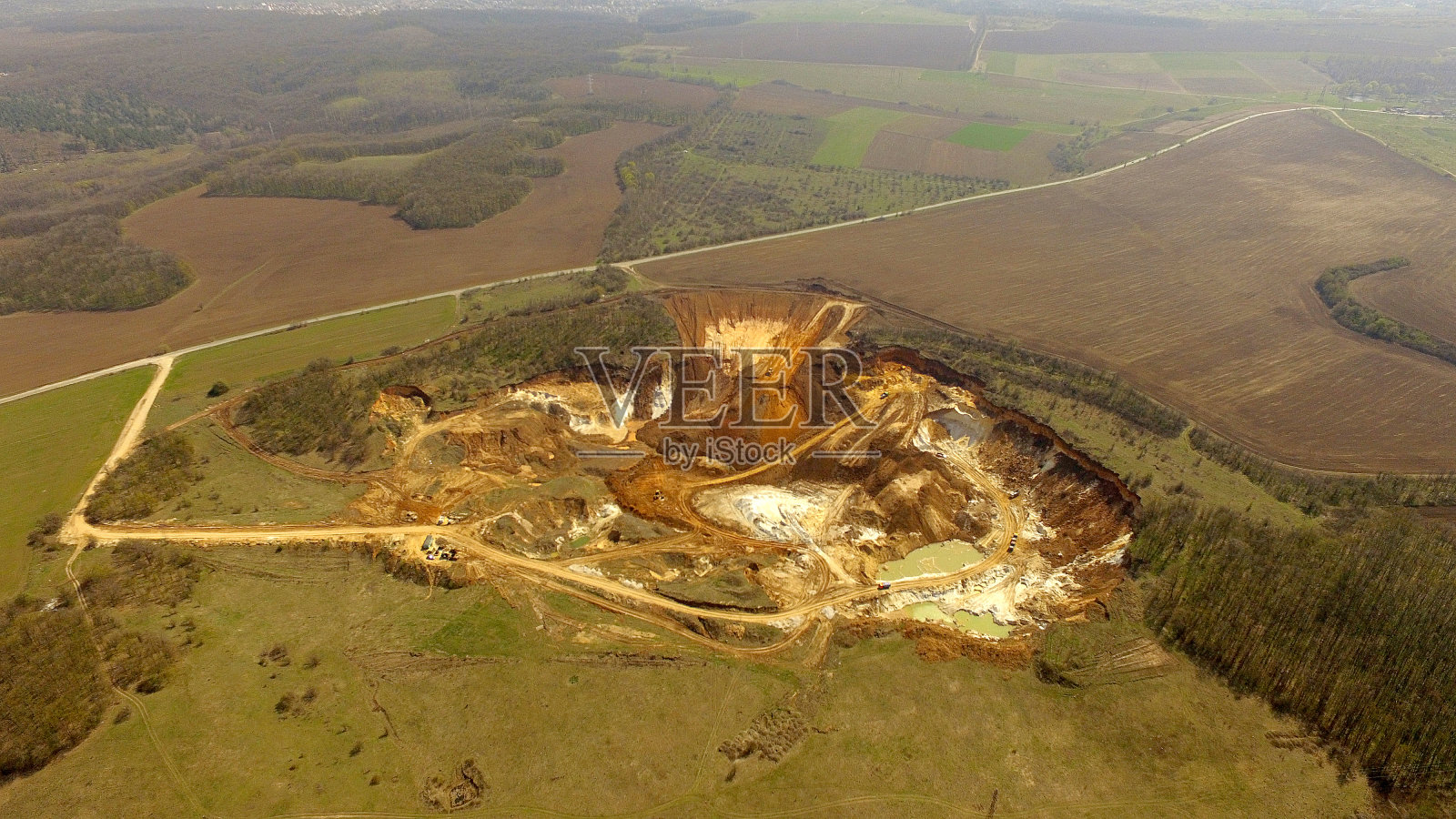 采石场，采砂，无人机拍摄，照片摄影图片