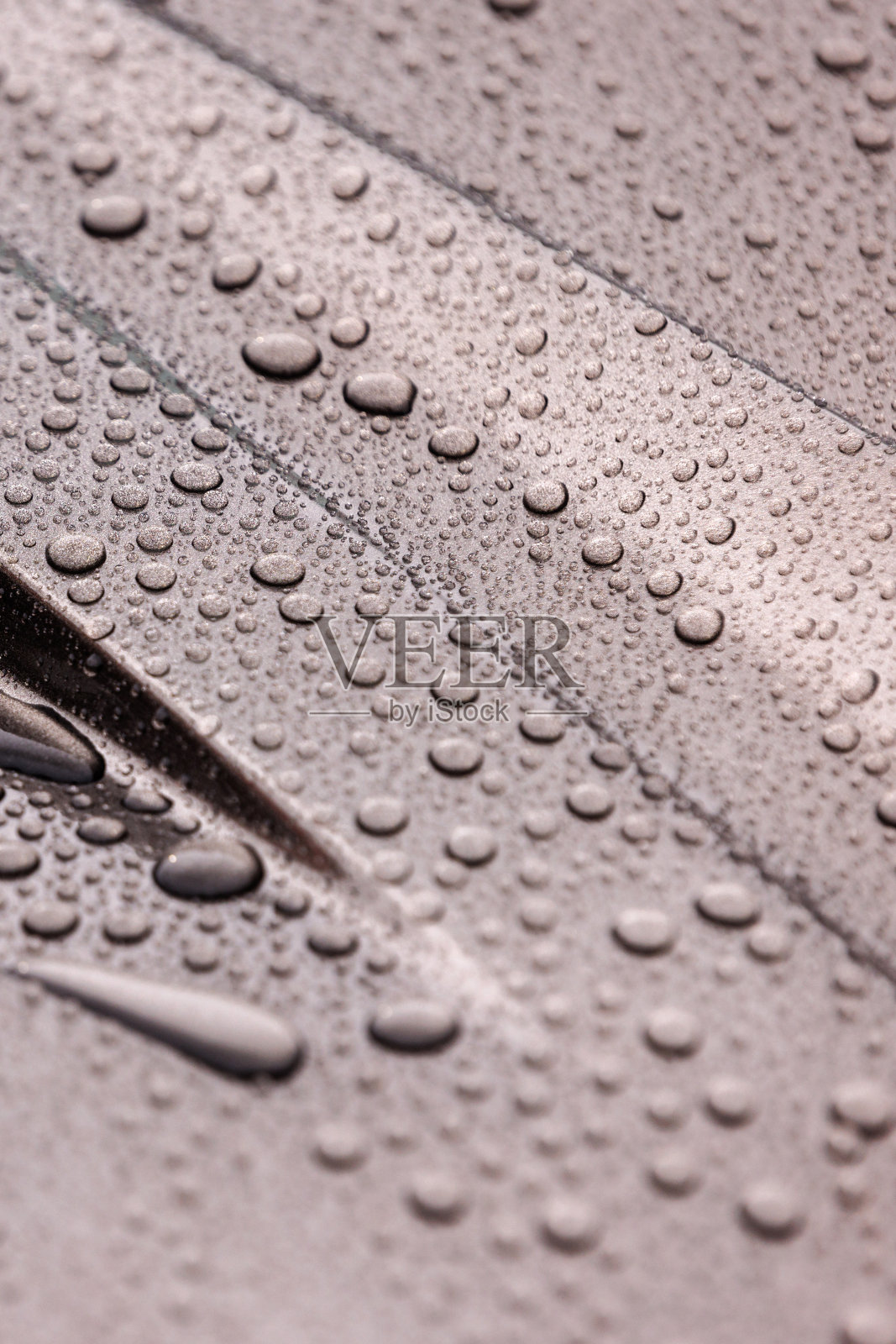 车身上的水滴照片摄影图片