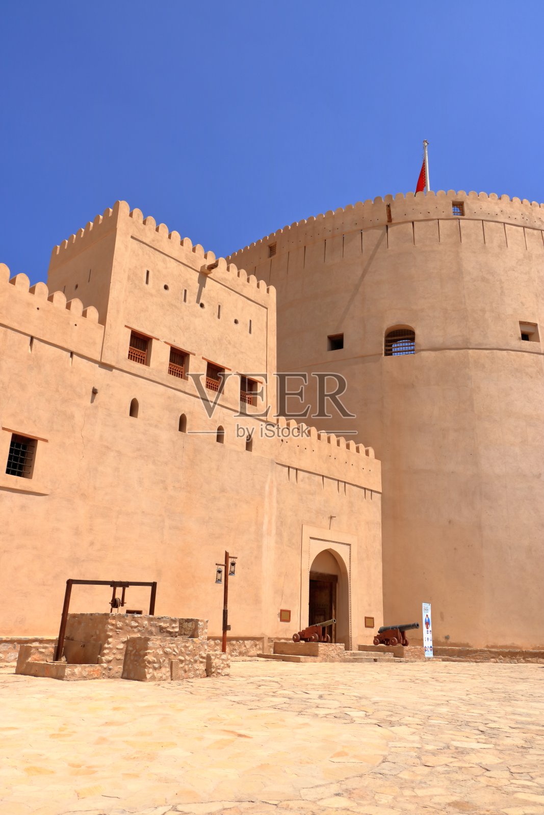 尼兹瓦堡在阿曼的历史建筑照片摄影图片