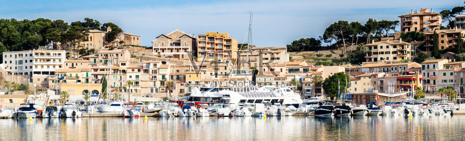 港口梯子平台,马略卡岛照片摄影图片