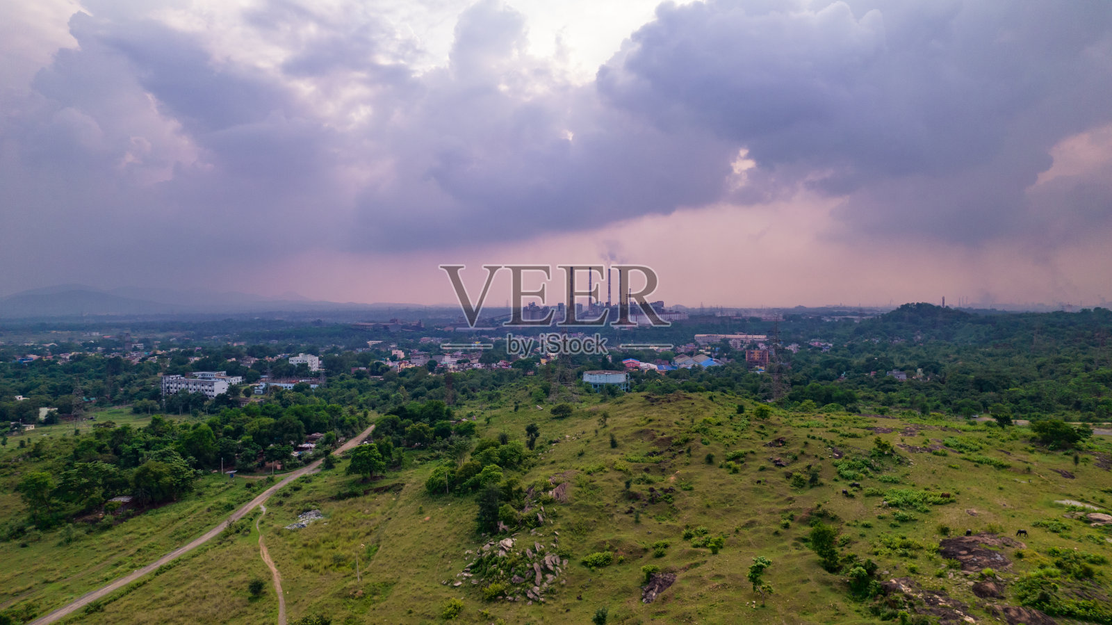 印度一座工业城市的鸟瞰图照片摄影图片