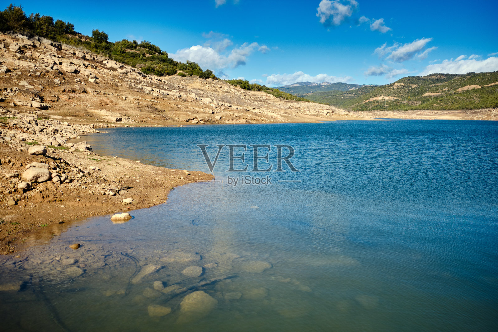 湖岸风景:湖岸的风景照片摄影图片