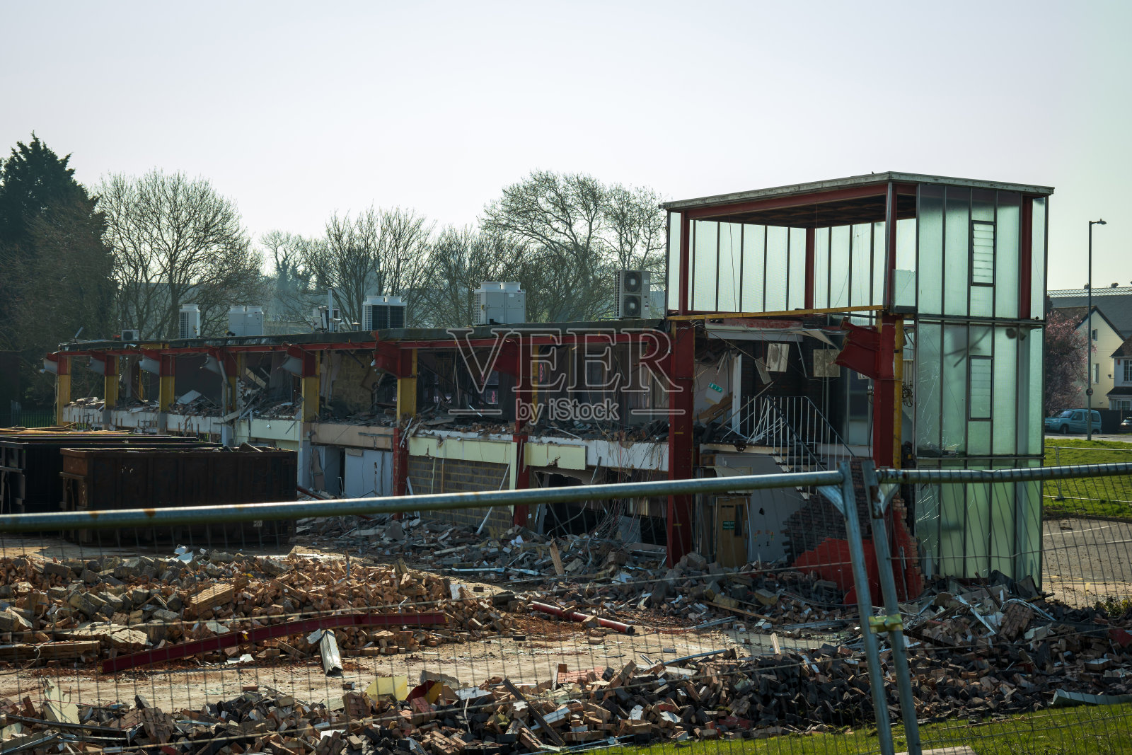 英国企业仓库建筑拆除照片摄影图片