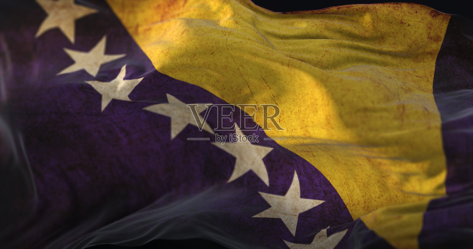 波斯尼亚的旧旗帜在飘扬照片摄影图片