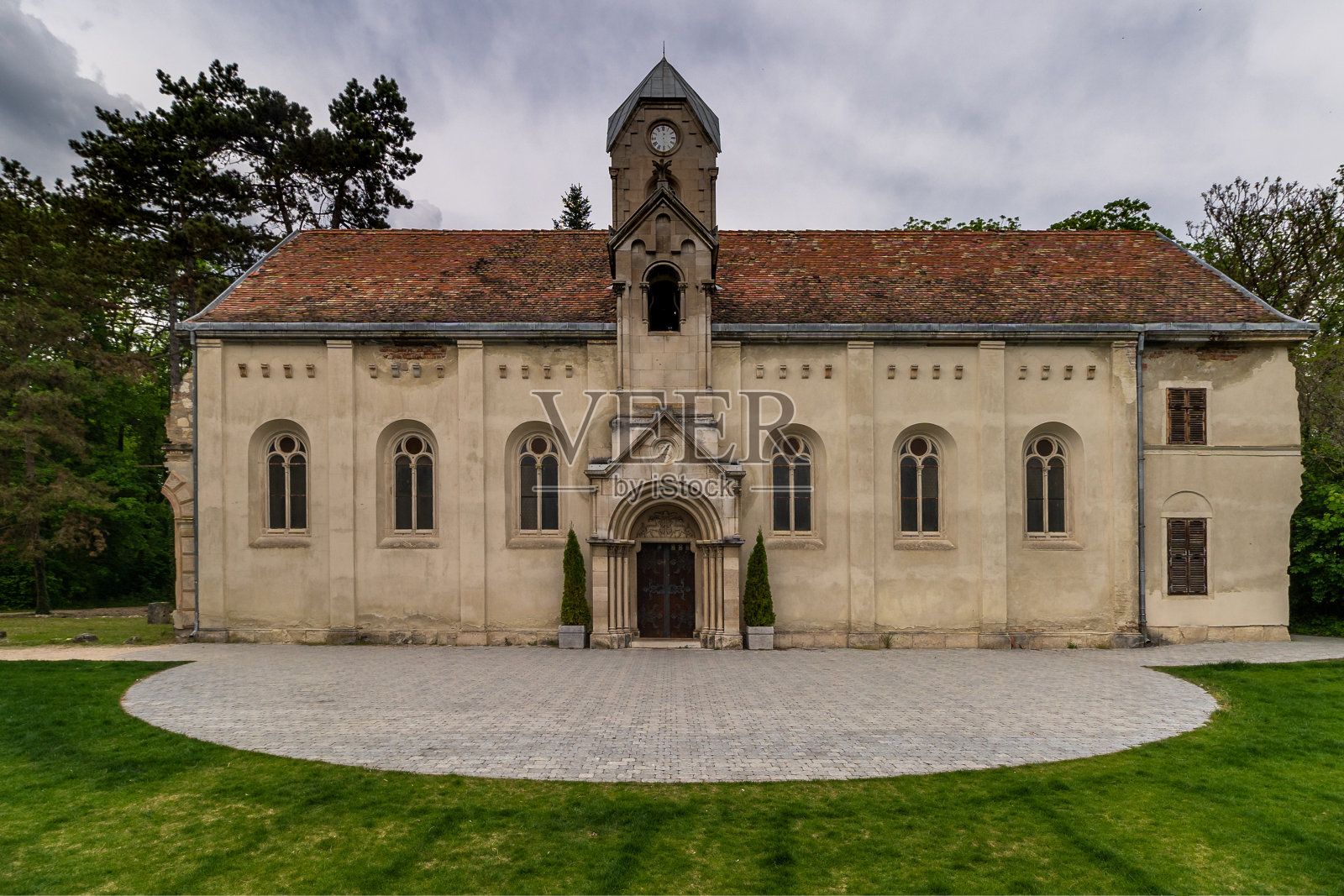 公园里的教堂照片摄影图片