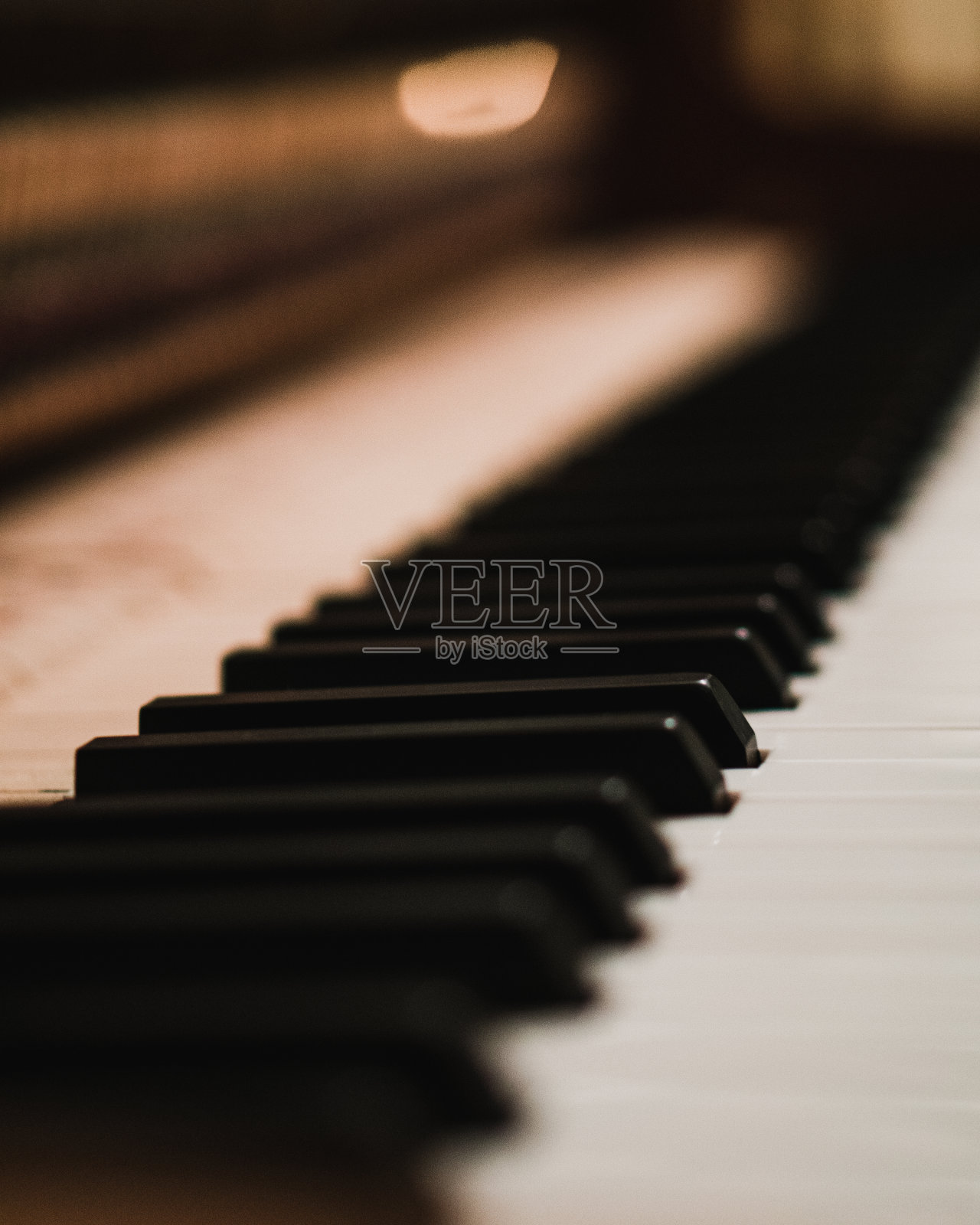 钢琴键盘照片摄影图片