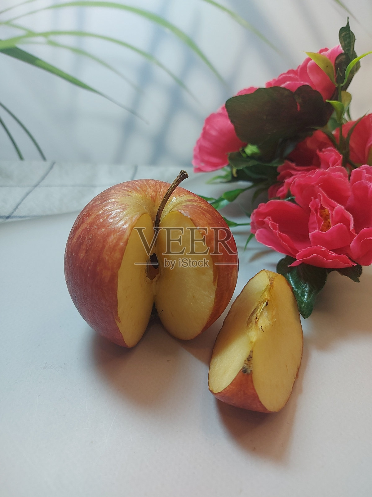 背景上的水果。照片摄影图片