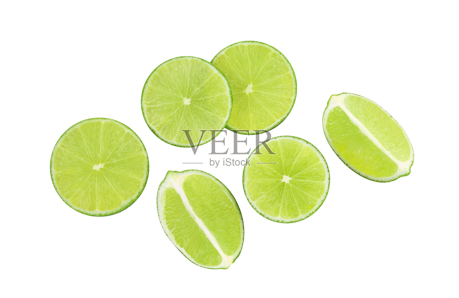 切成薄片的新鲜酸橙水果，放在白色的盘子上照片摄影图片