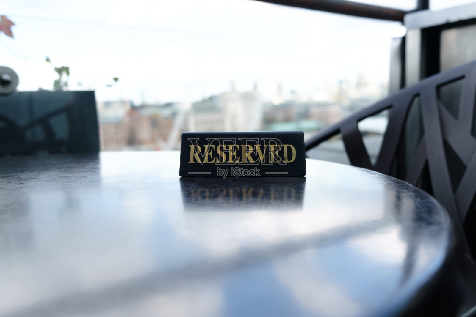 餐厅预订桌位照片摄影图片