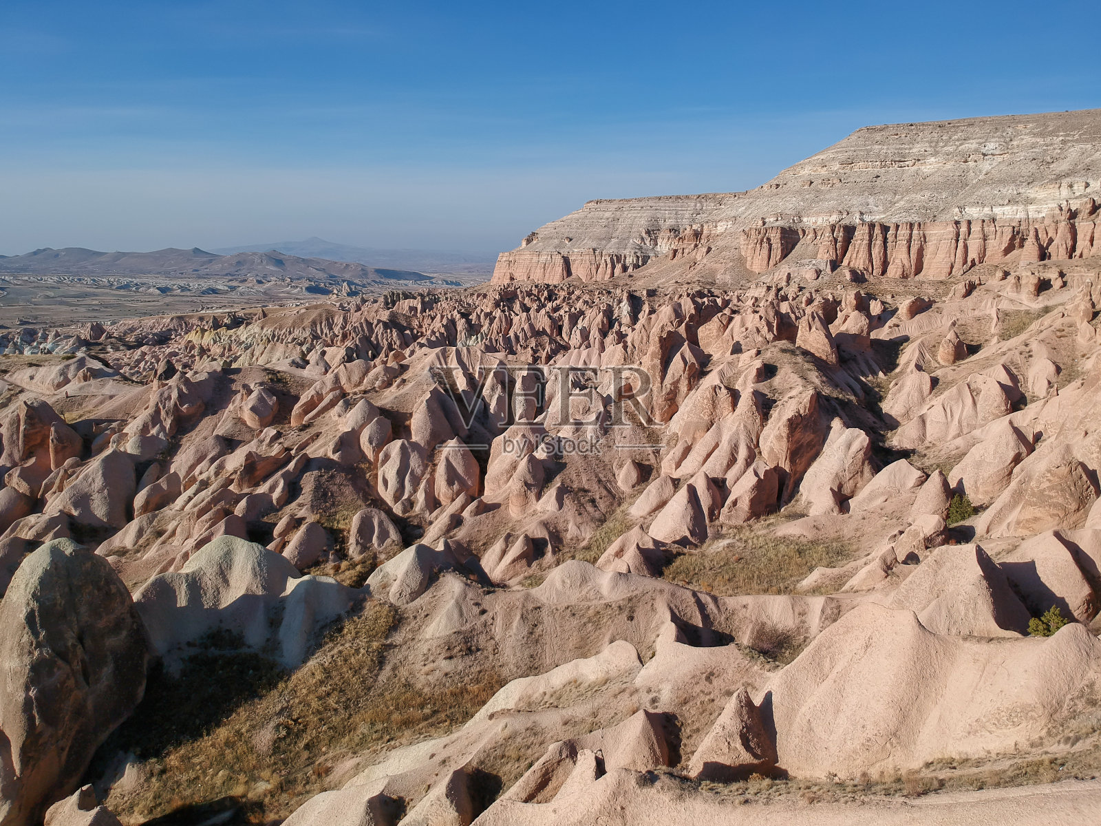 卡帕多西亚的玫瑰谷照片摄影图片