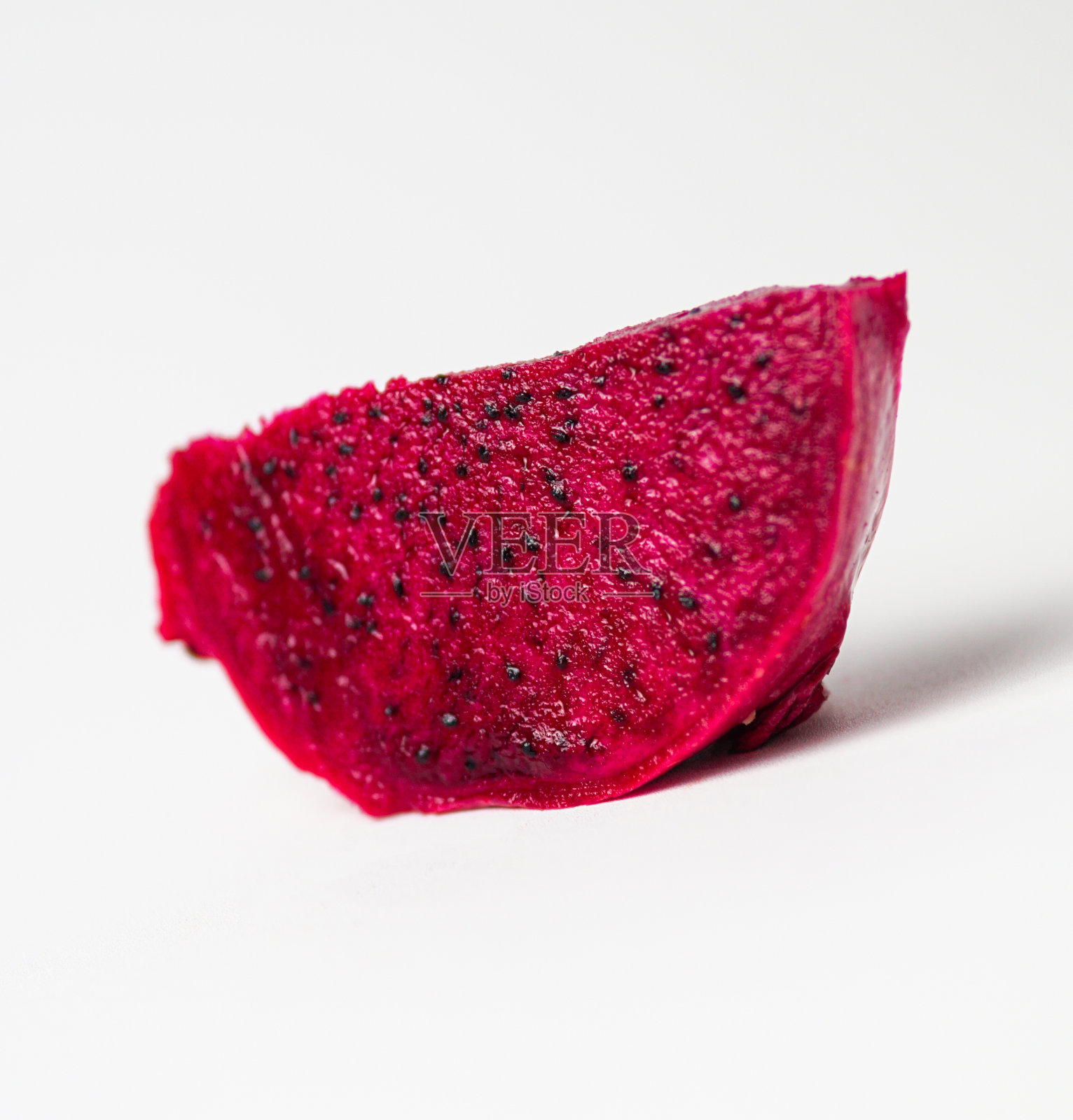 白底龙果片照片摄影图片