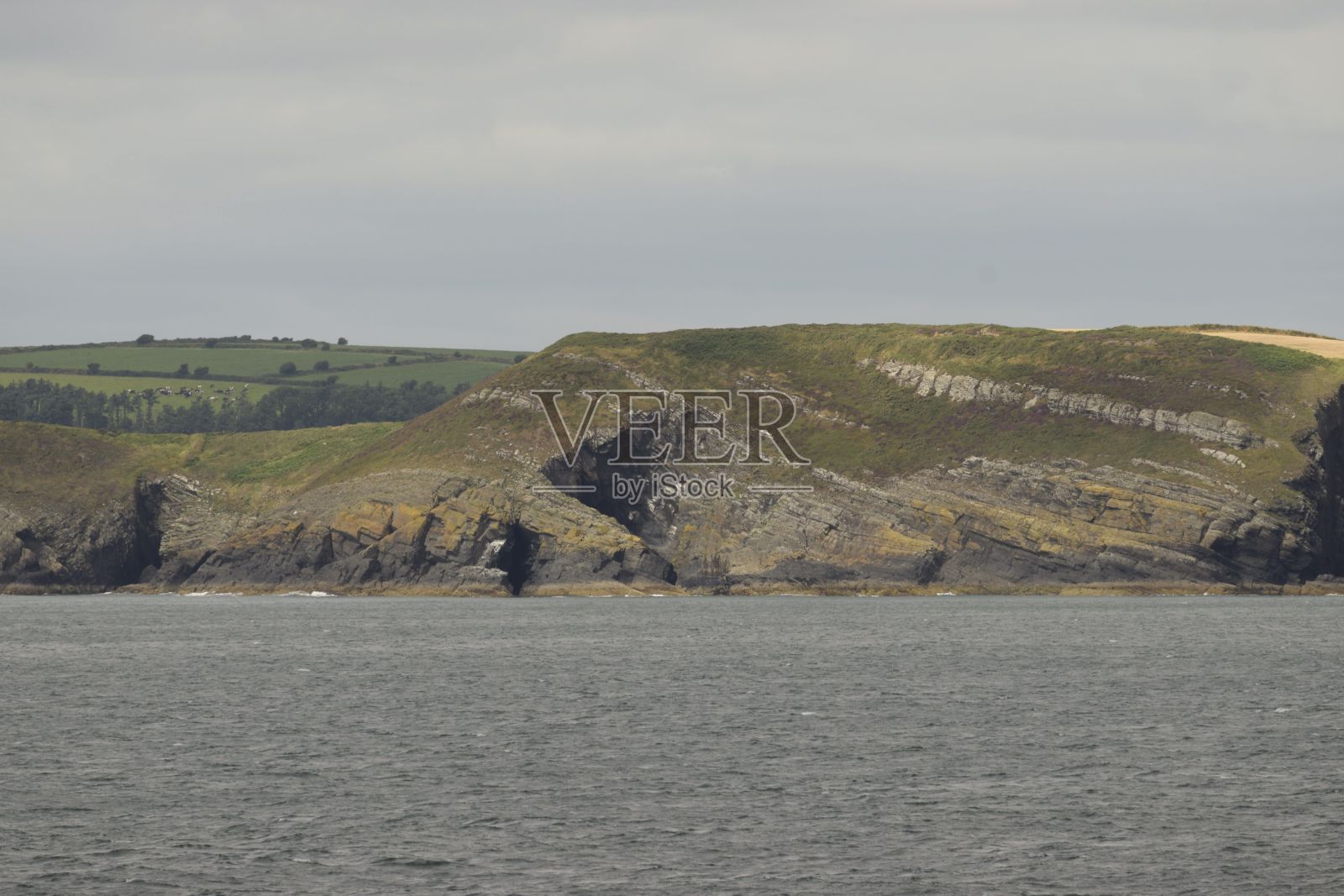 海岸线的软木塞照片摄影图片