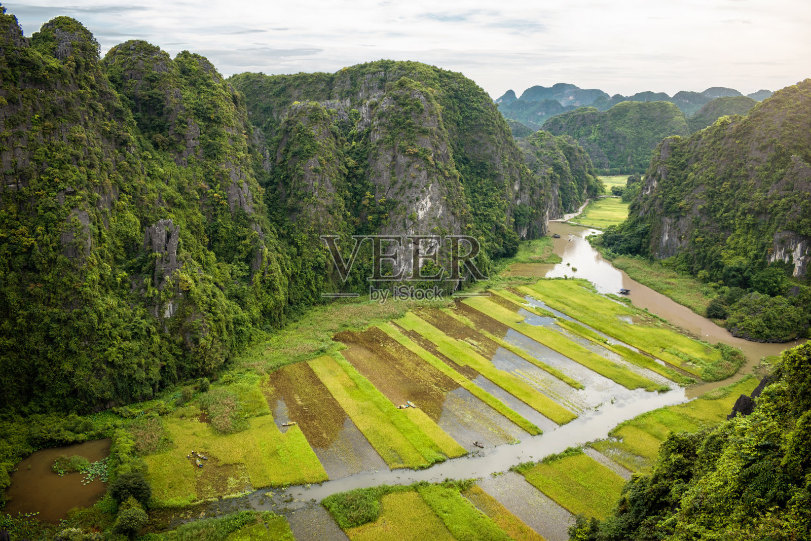 不可思议的越南风景。照片摄影图片