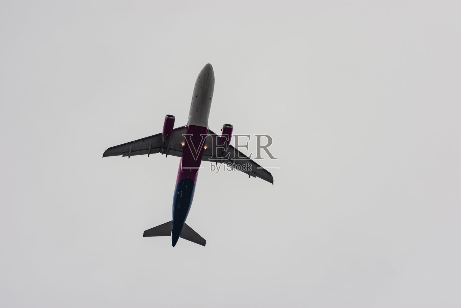 飞机的轮廓照片摄影图片