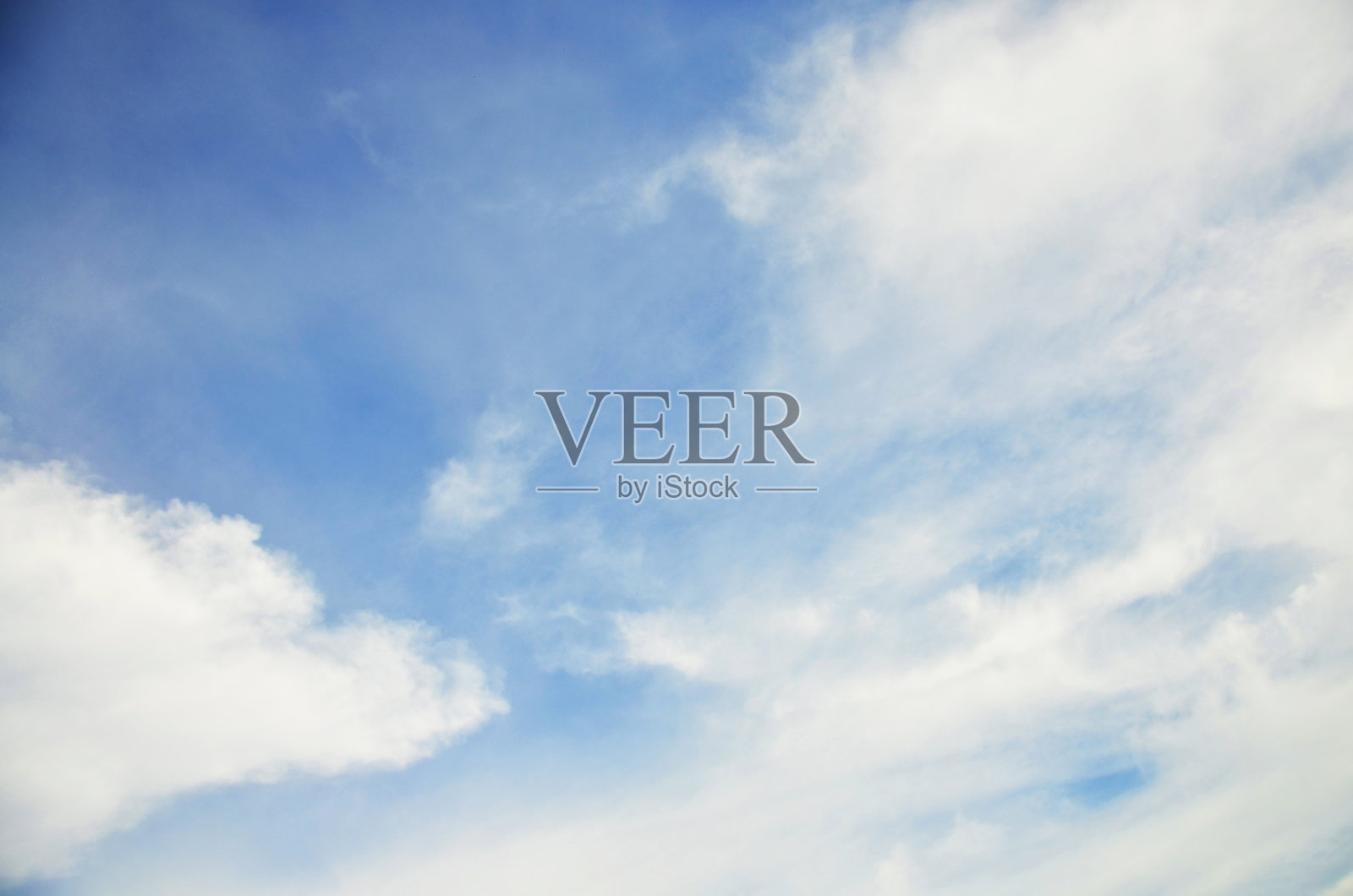 鸟瞰蓝天云景和美丽的云在白天的nonthaburi农村的曼谷城市在泰国照片摄影图片