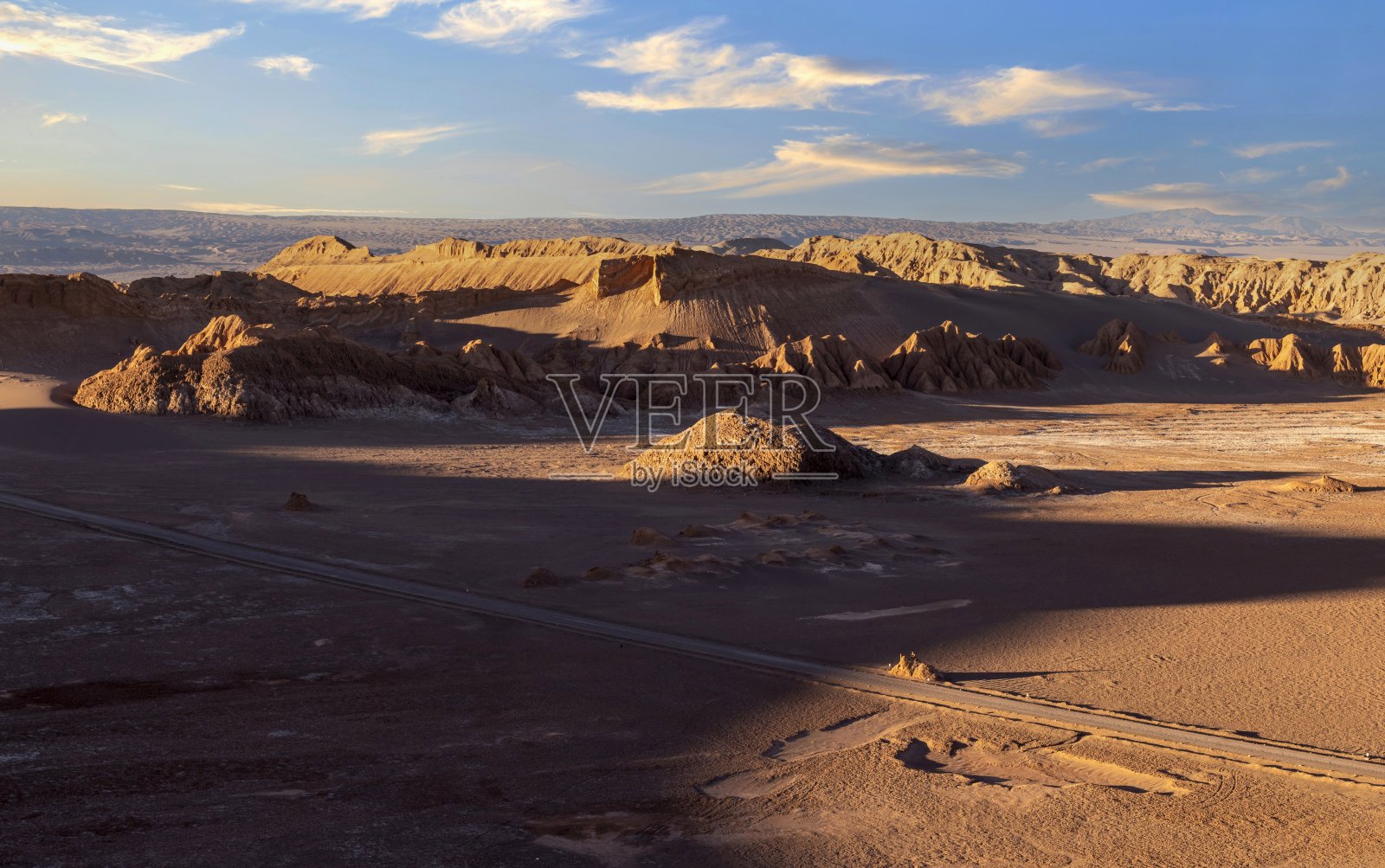 阿塔卡马沙漠月亮谷的日落照片摄影图片