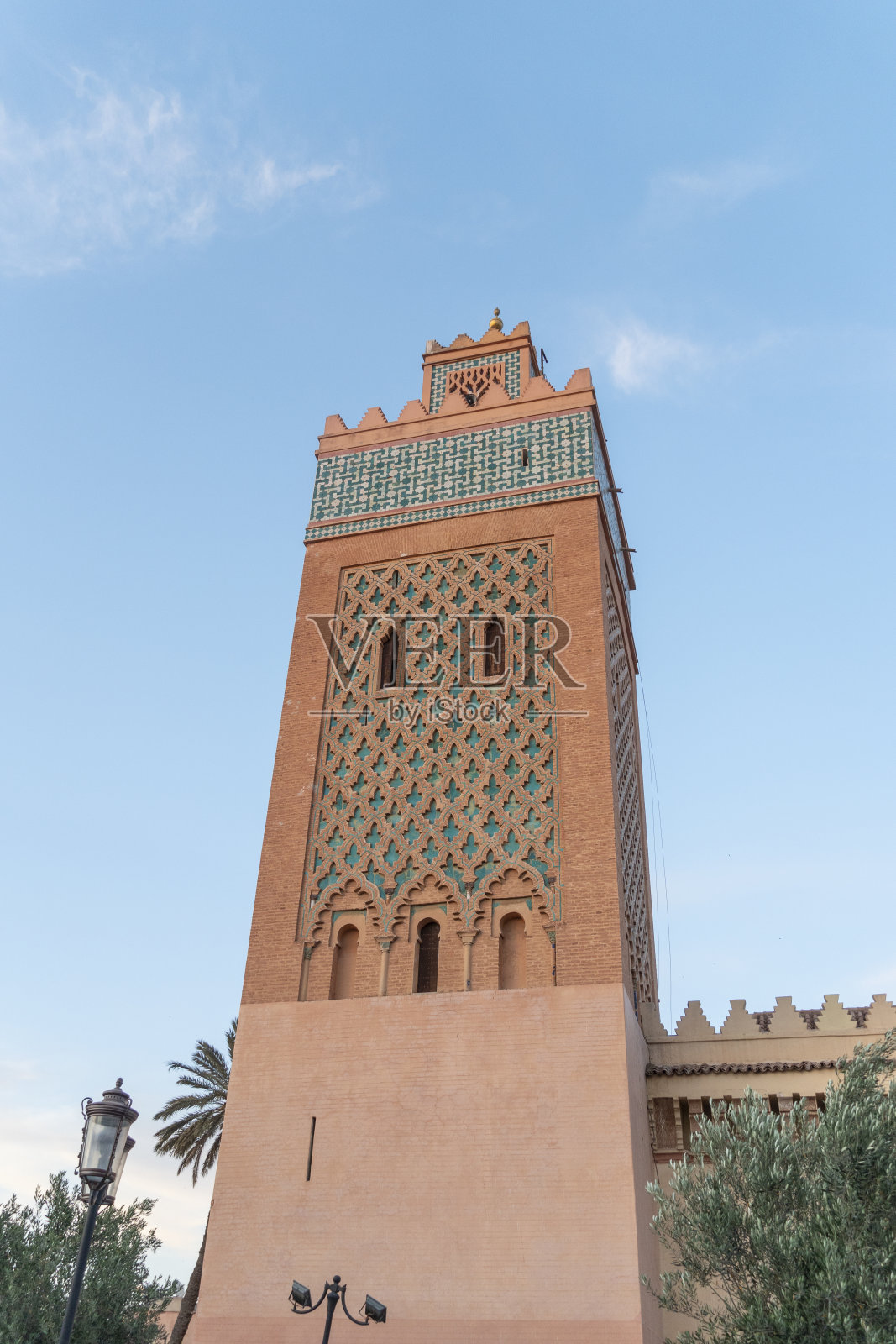 Koutoubia清真寺也被称为Kutubiyya清真寺，位于摩洛哥马拉喀什的麦地那区。照片摄影图片