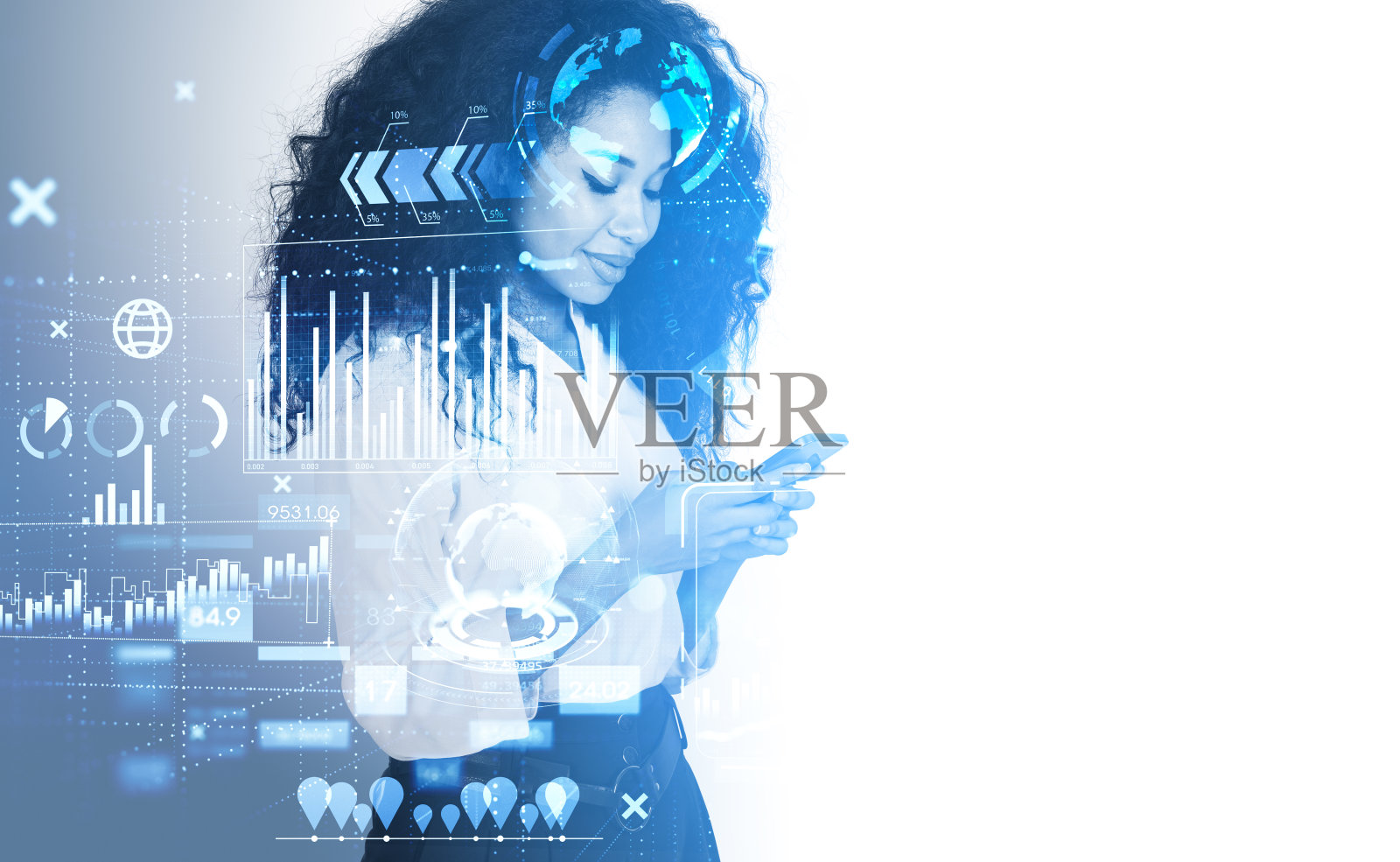 拿着手机的黑人女商人，数据存储。本空间照片摄影图片